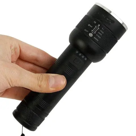 small zoomable flashlight